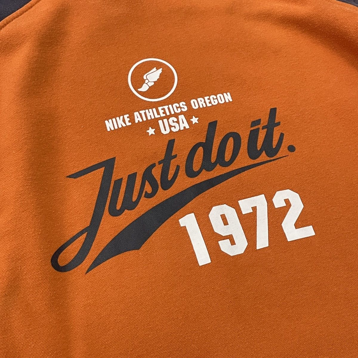 Nike × Vintage Vintage Nike Athletics Oregon USA Sweatshirt Young XL (S) Size US S / EU 44-46 / 1 - 6 Thumbnail