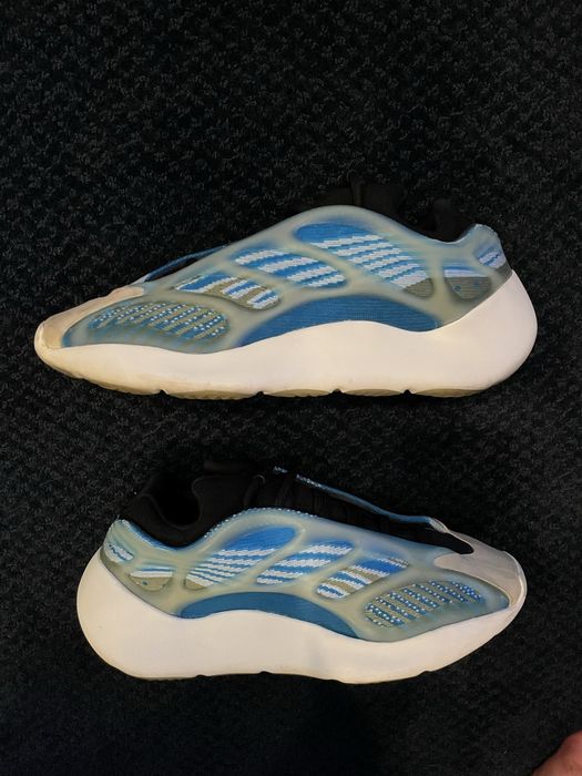 Adidas Yeezy 700v3 Arzare | Grailed