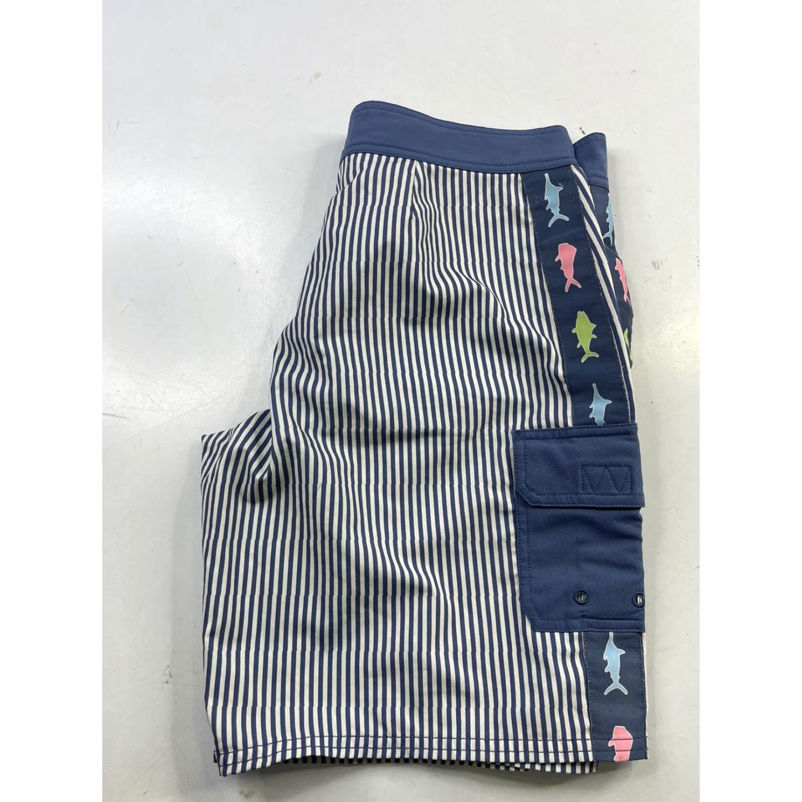 Vineyard Vines Vineyard Vines Men's Swim Trunks Striped Blue White 30 Regular Lifeguard Surffing Recreational Surfing Board Shorts Bathing Suit Size US 30 / EU 46 - 3 Thumbnail