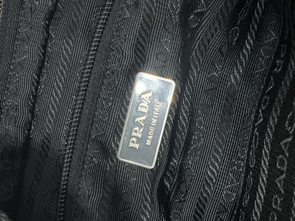Prada Black Prada Nylon Shoulder Bag – Classic Unisex Model Size ONE SIZE - 5 Thumbnail