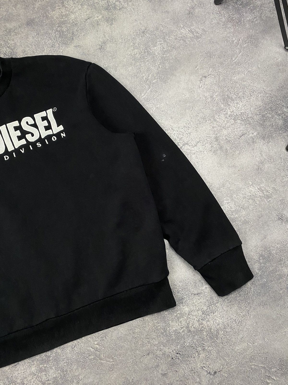 Diesel Vintage Diesel Big Logo Y2K Sweatshirt Size US L / EU 52-54 / 3 - 4 Thumbnail