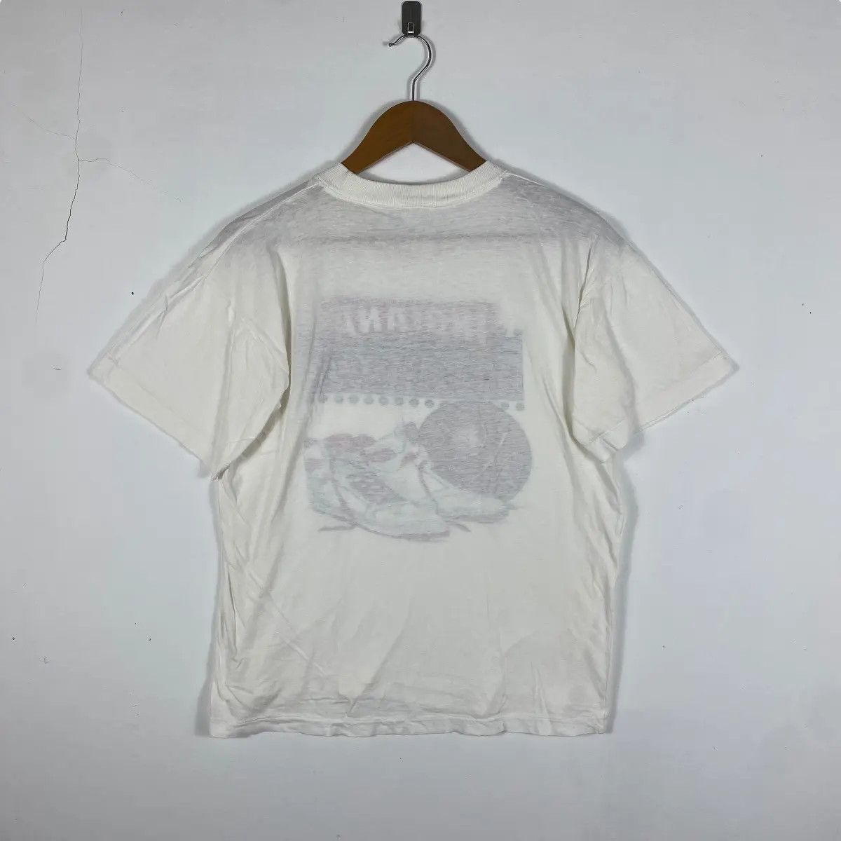 Vintage Vintage 90's INDIANA BASKETBALL Graphic Single Stitch Tee Size US L / EU 52-54 / 3 - 4 Thumbnail