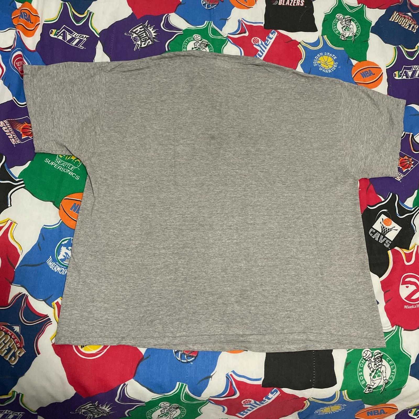Nike × Vintage Vintage Y2K Nike Sportswear Sports Silver Tag Athletic Tee Size US XL / EU 56 / 4 - 2 Thumbnail