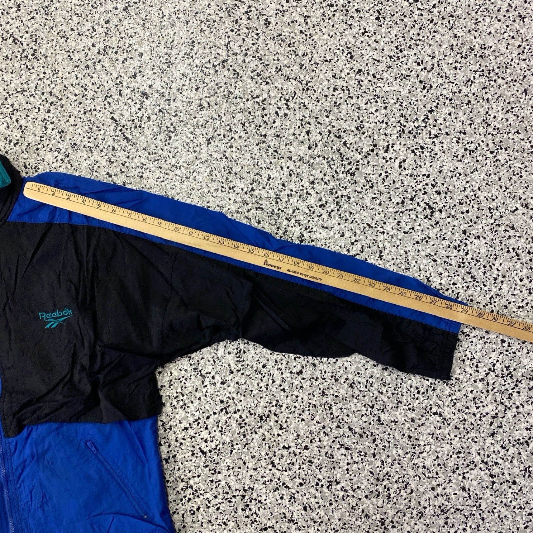 Reebok VINTAGE Reebok Windbreaker Jacket Men S Blue Black Stripe Hooded Zip Up Jacket Size US S / EU 44-46 / 1 - 4 Thumbnail