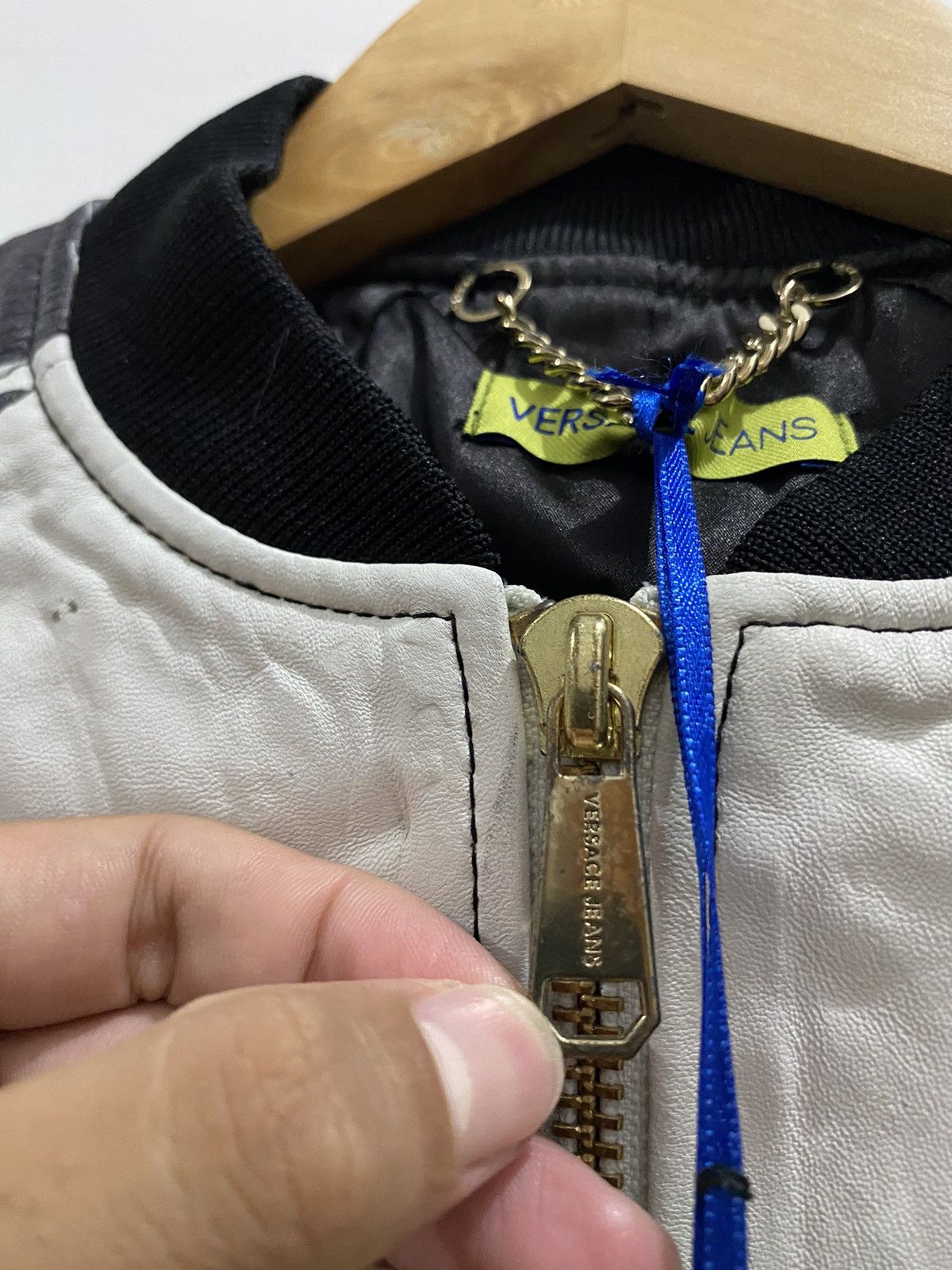 Versace VERSACE JEANS DAMIER LEATHER BOMBER JACKET Size XXS / US 00 / IT 34 - 5 Thumbnail