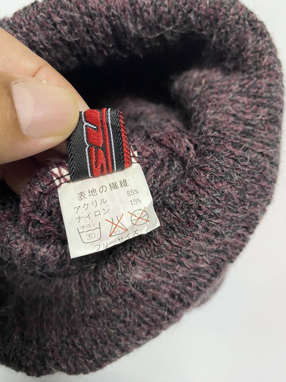 Vans Vans Small Logo Embroidery Beanie Hat Size ONE SIZE - 7 Thumbnail