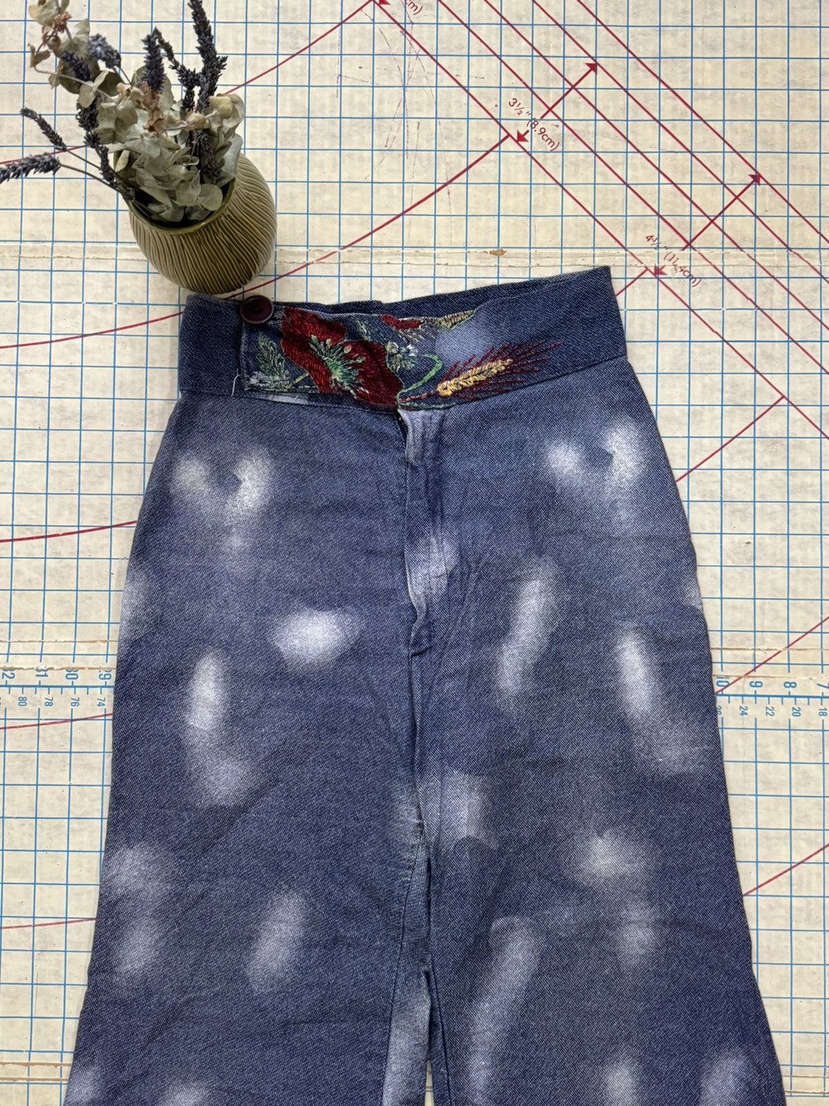 Vintage Vintage Crazy Bell Bottom Embroidered Pants 70’s Flare Size US 32 / EU 48 - 3 Thumbnail