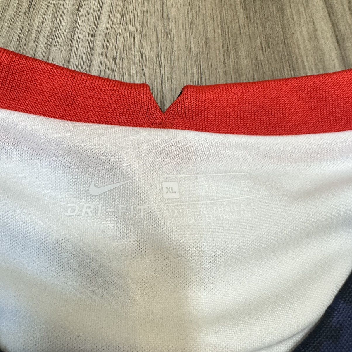 Nike England Euro2020 home shirt #9 Kane Size US XL / EU 56 / 4 - 6 Thumbnail