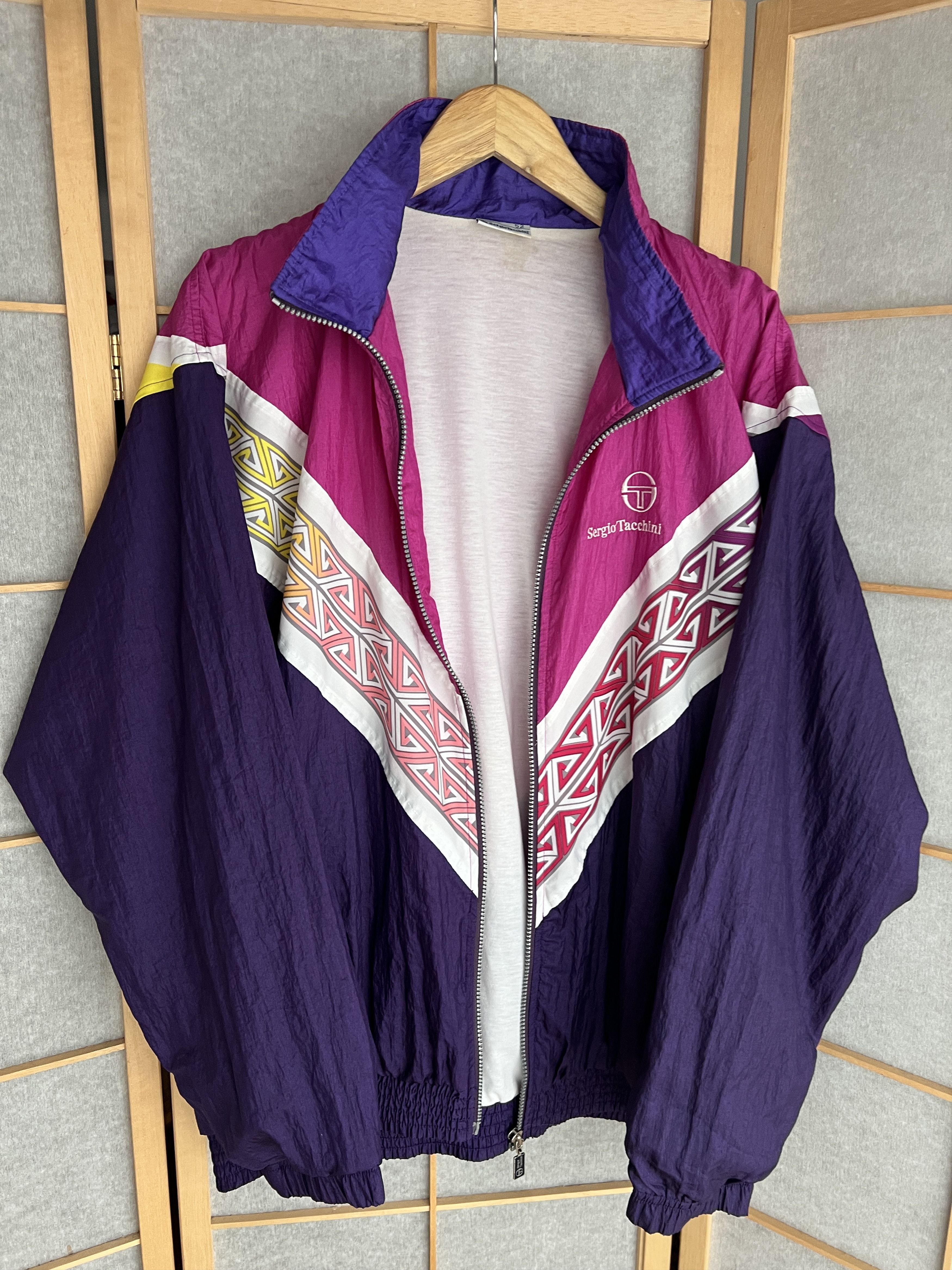 Sergio Tacchini Sergio Tacchini vintage 80s 90s nylon track top retro jacket Size US L / EU 52-54 / 3 - 12 Thumbnail
