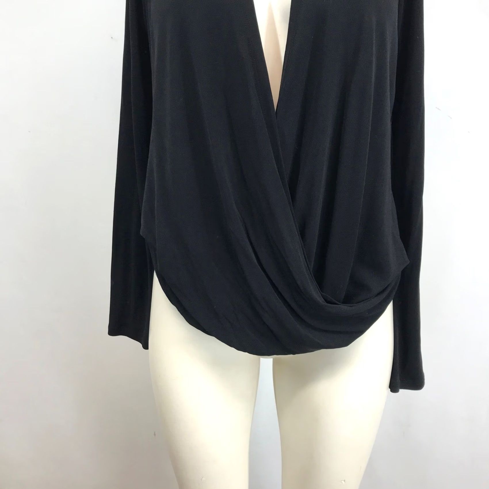 Eileen Fisher Eileen Fisher Petite Black V-Neck Long Sleeve Jersey Wrap Top PS Size S / US 4 / IT 40 - 3 Thumbnail