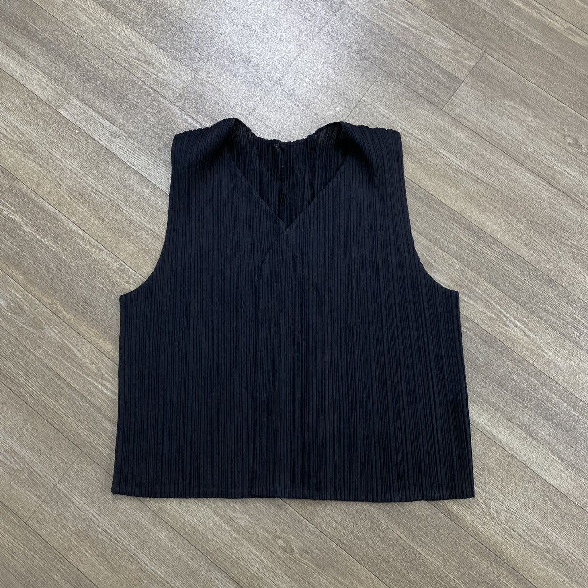 Pleats Please Issey Miyake Vintage Pleats Please Issey Miyake Stretch Black Vest Size US S / EU 44-46 / 1 - 2 Thumbnail