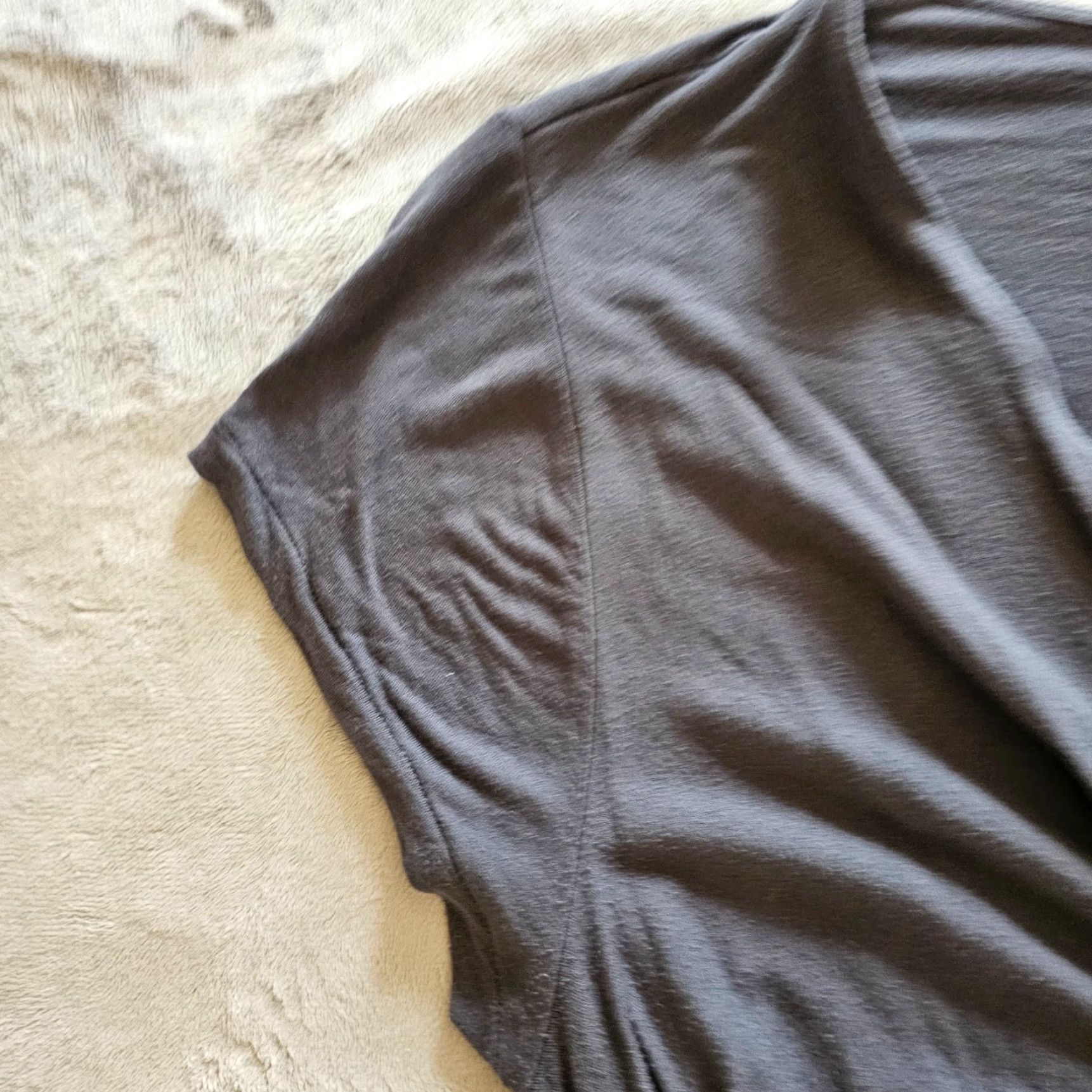 Boden Boden Top Shirt Womens 12 Gray Short Sleeve Deep V Peplum Casual Neutral Classic Shirt Women 12 Gray Short Sleeve Deep V Peplum Classic Size XL / US 12-14 / IT 48-50 - 5 Thumbnail