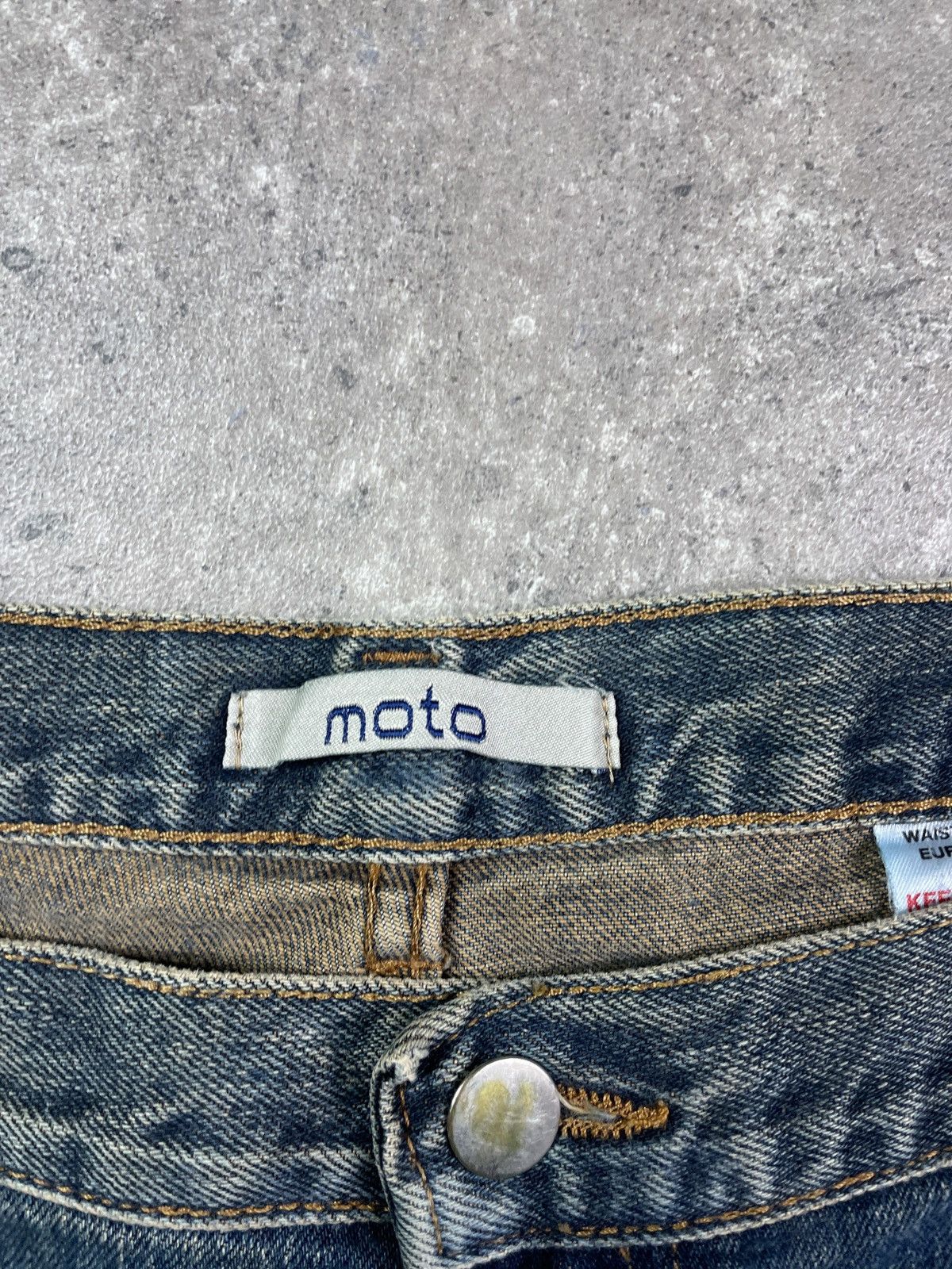 Japanese Brand × Vintage Vintage Y2K Japanese Wide Leg Mossy Denim Balenciaga Style Size US 33 - 4 Thumbnail