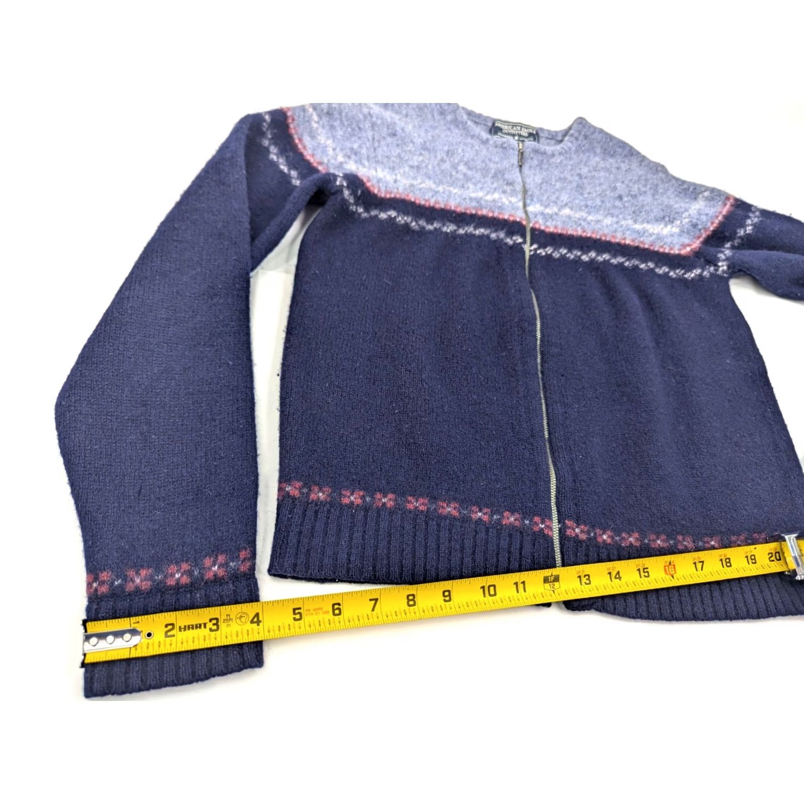 American Eagle Outfitters VINTAGE American Eagle Outfitters Sweater Cardigan Crew Neck Wool Fair Isle Navy Blue Womens S Shetland Wool Light Blue And Navy Blue with graphics Size S / US 4 / IT 40 - 7 Thumbnail
