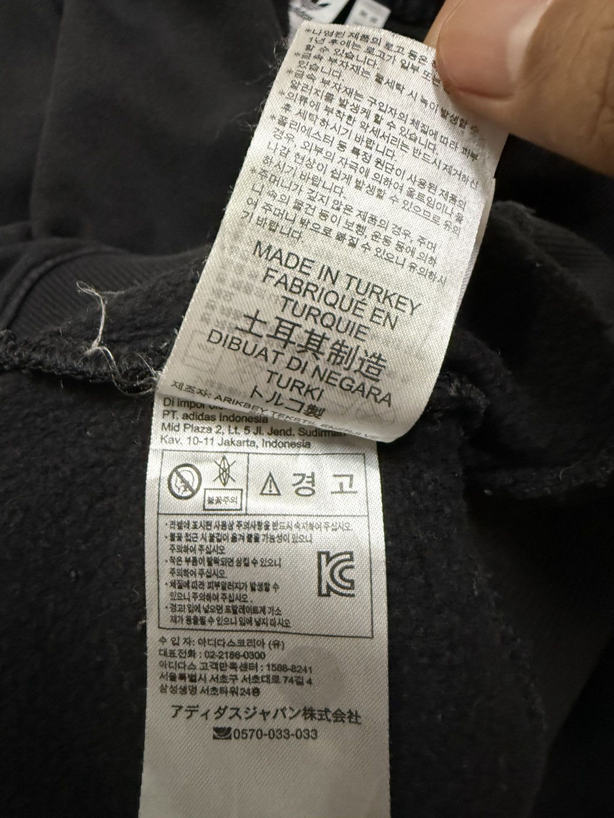 Adidas Adidas Emroidery Spellout Logo Cropped Sweatshirt Size XS / US 0-2 / IT 36-38 - 9 Thumbnail