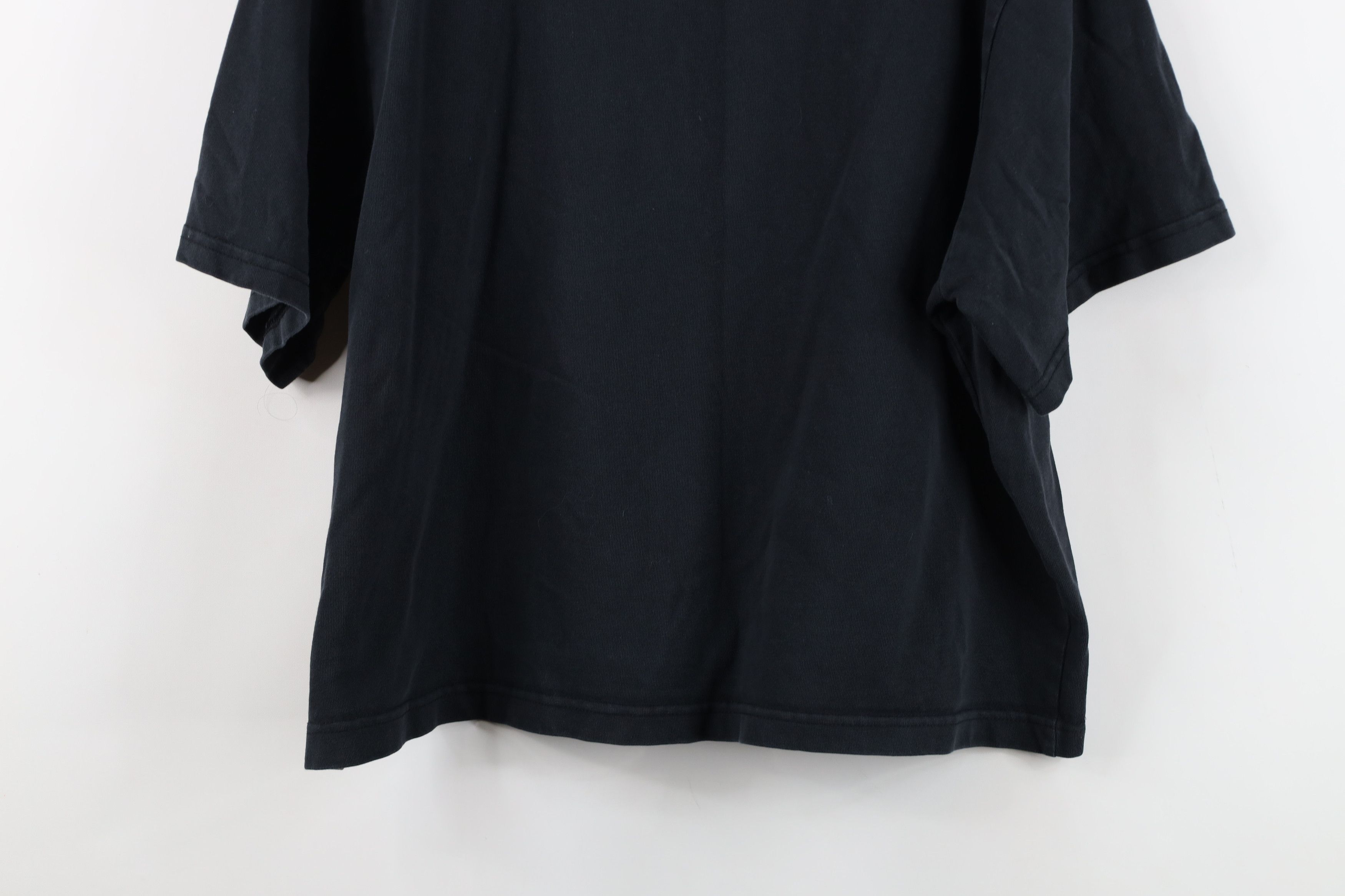 Nike Vintage Y2K Nike Center Swoosh Loose Fit Cropped T-Shirt Size L / US 10 / IT 46 - 14 Thumbnail