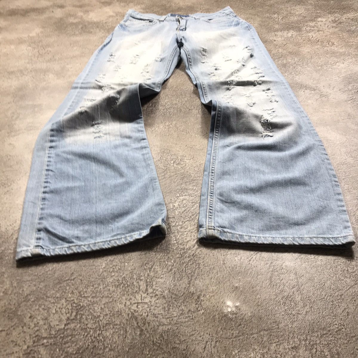 Vintage Vintage 90s Baggy Distressed Thrashed Jeans Grunge Y2K 29 Size 29" - 1 Thumbnail