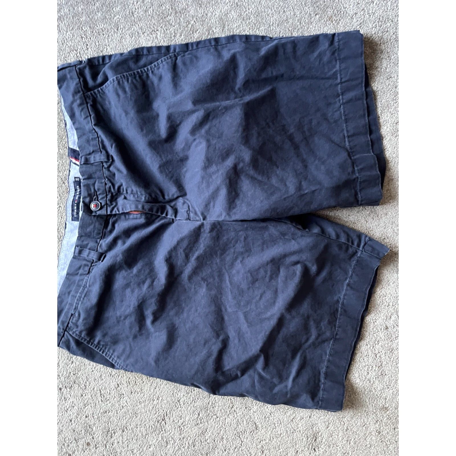 Tommy Hilfiger Tommy Hilfiger Navy Blue Flat Front Logo Print Chino Shorts Mens 38 Classic Fit Size US 38 / EU 54 - 3 Thumbnail