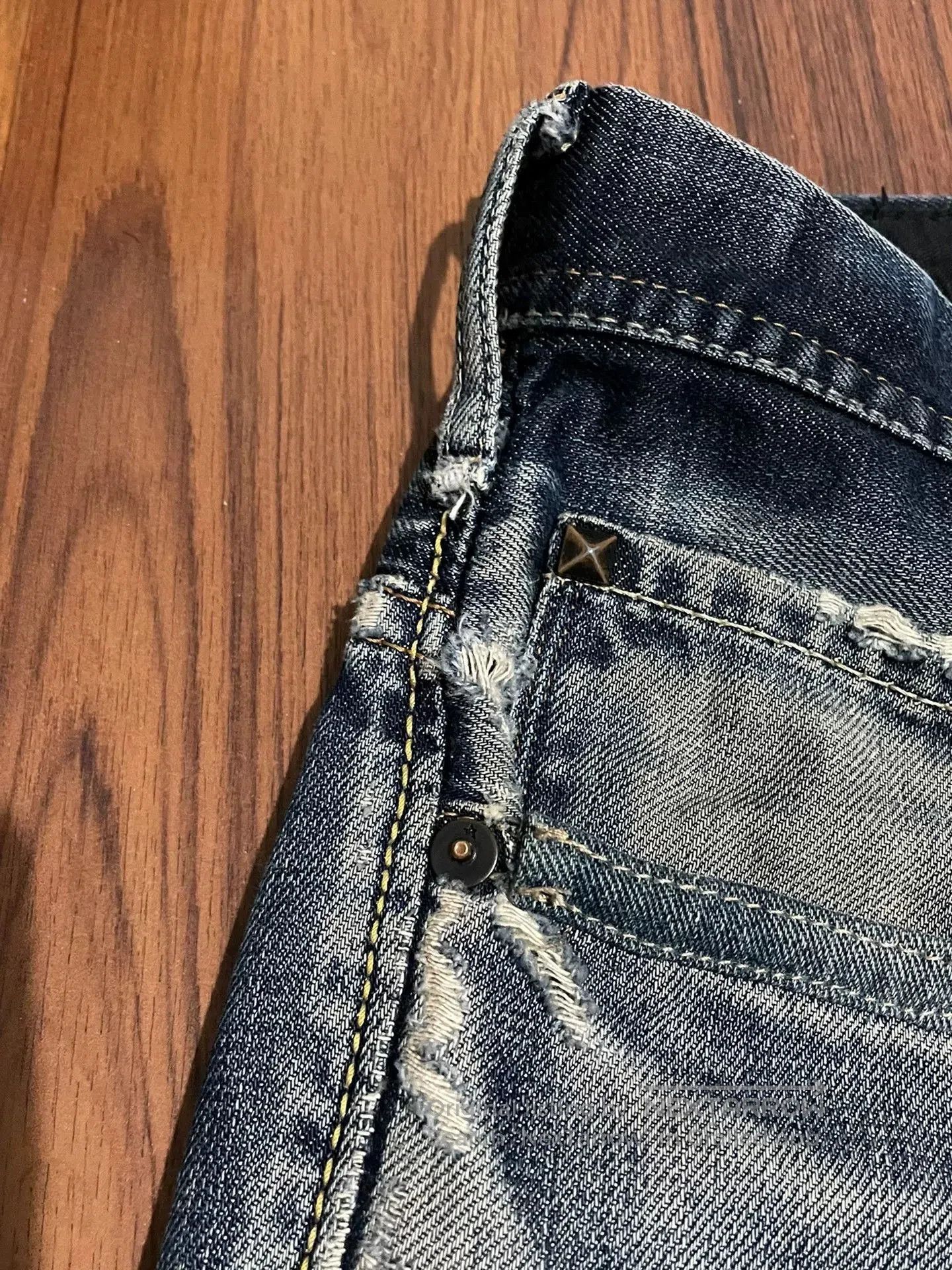Levi's Vintage Clothing Levi's 504 LVC Japanese Wash Patch Jeans. Size US 28 / EU 44 - 7 Thumbnail