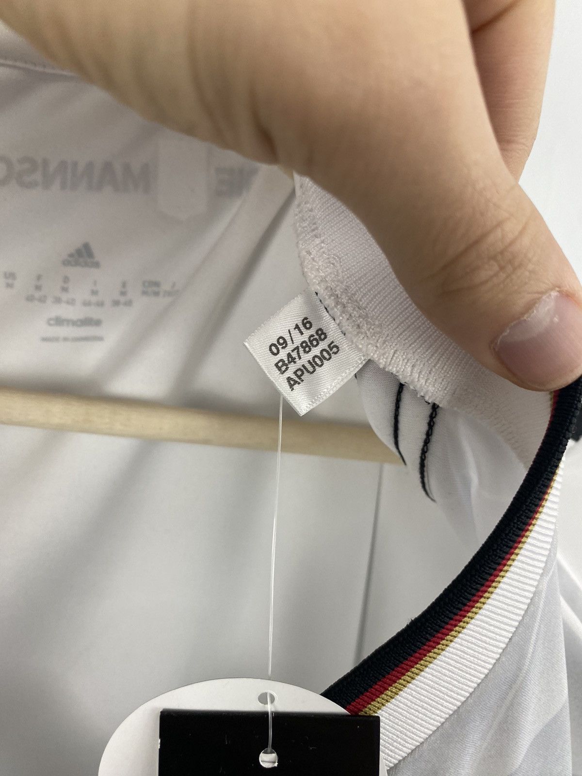Adidas 🇩🇪 Adidas Germany 2014 WORLD CHAMPIONS jersey soccer t-shirt Size M / US 6-8 / IT 42-44 - 7 Thumbnail