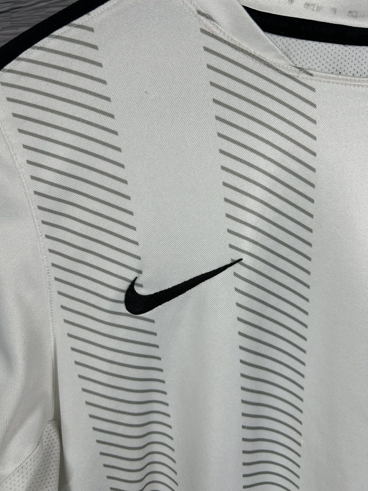 Nike Nike Juventus 14-15 Jersey T-Shirt Size L Size US L / EU 52-54 / 3 - 4 Thumbnail