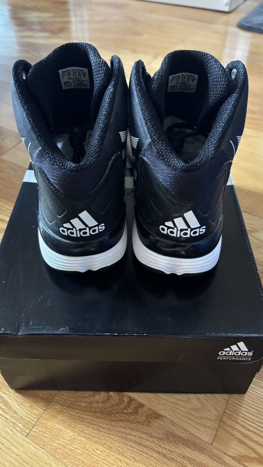 Adidas Adidas Adizero Ghost Basketball Size US 9 / EU 42 - 3 Thumbnail