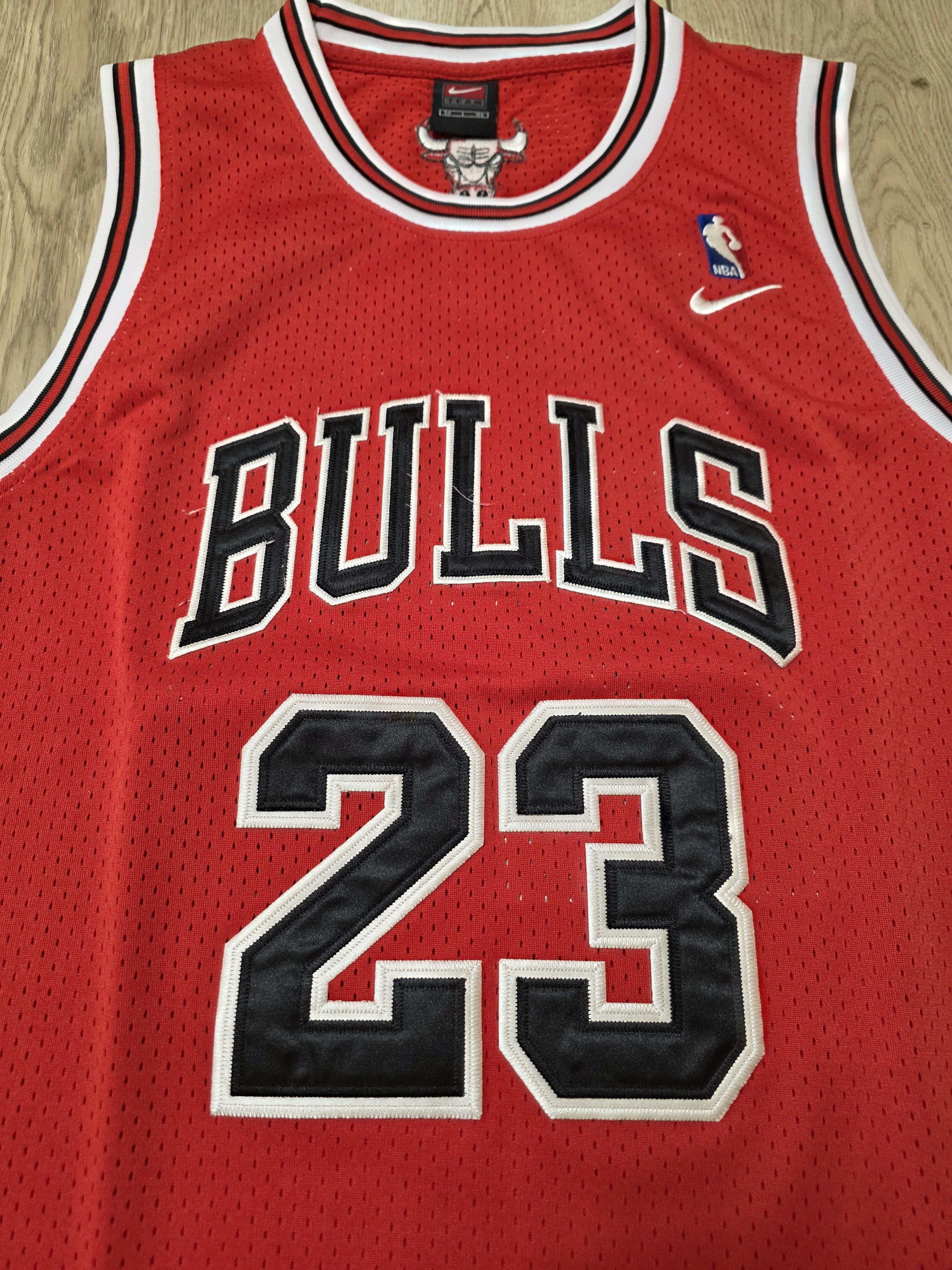 NBA CHICAGO BULLS VINTAGE JERSEY MICHAEL JORDAN JERSEY Size US L / EU 52-54 / 3 - 3 Thumbnail