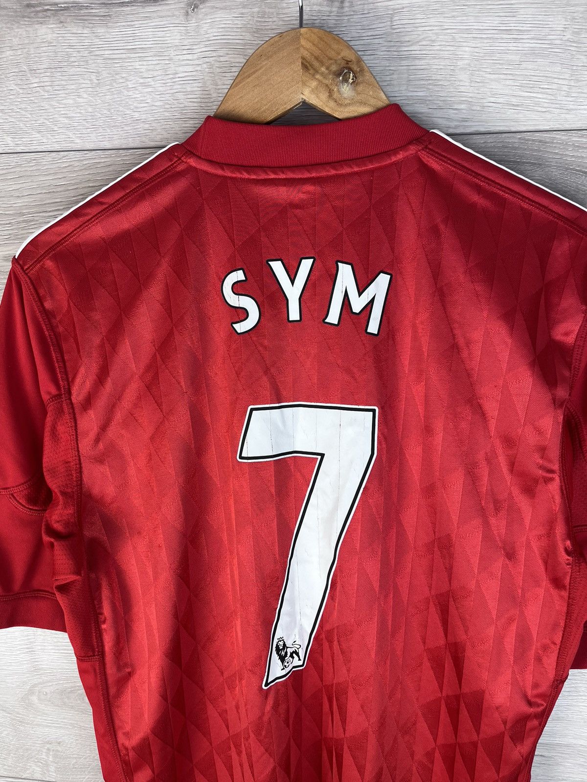 Adidas Vintage men soccer shirts Adidas FC Liverpool size L #7 SYM Size US L / EU 52-54 / 3 - 15 Thumbnail