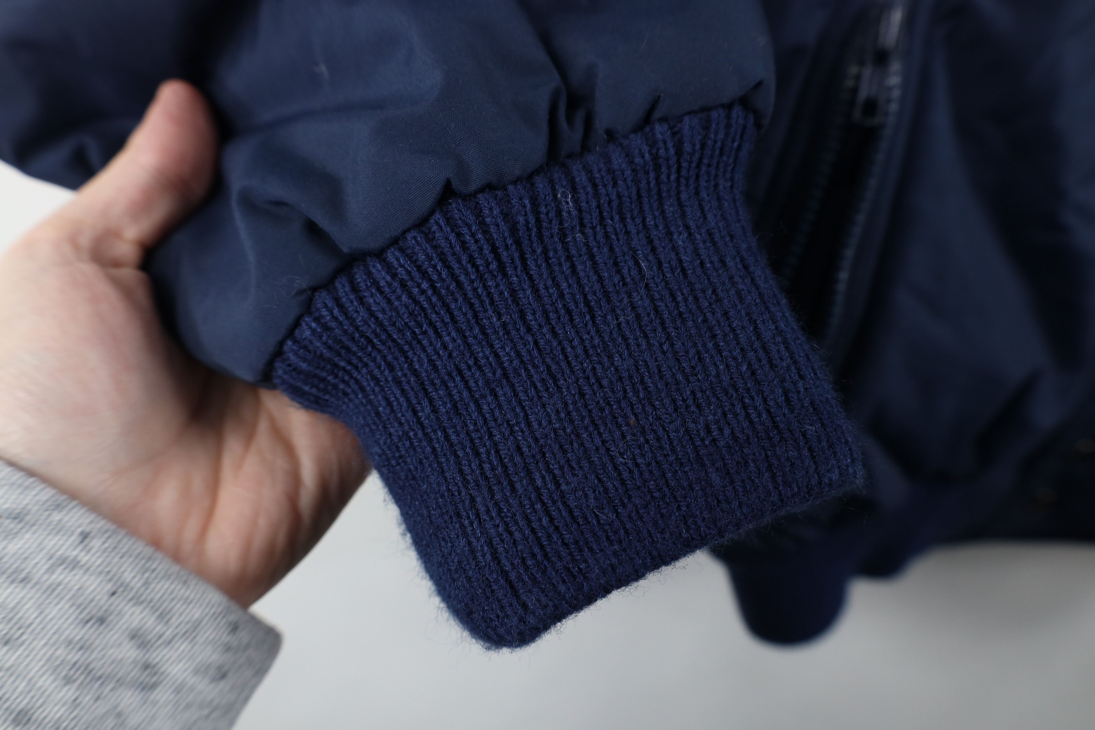 Vintage Vintage 80s 90s Streetwear Block Corduroy Trim Puffer Jacket Size US M / EU 48-50 / 2 - 6 Thumbnail