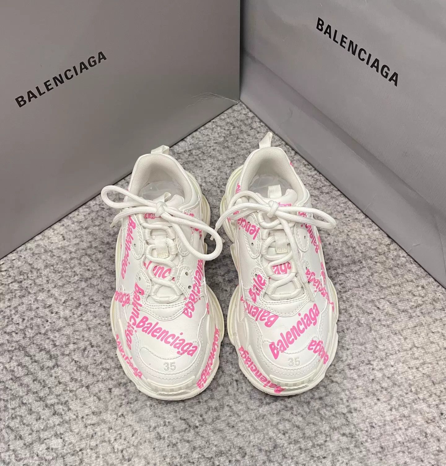 Balenciaga Balenciaga Triple S White Pink Women's 35 Size US 4.5 / IT 34.5 - 1 Thumbnail