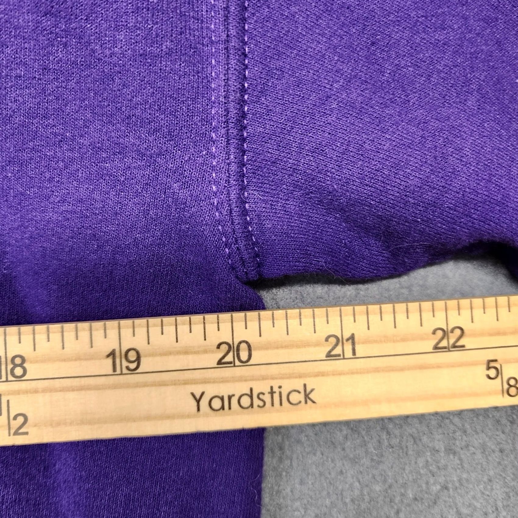Ron Jon Surf Shop Ron Jon Surf Shop Cocoa Beach, FL Mens Sweatshirt Medium Purple Crewneck Size US M / EU 48-50 / 2 - 5 Thumbnail