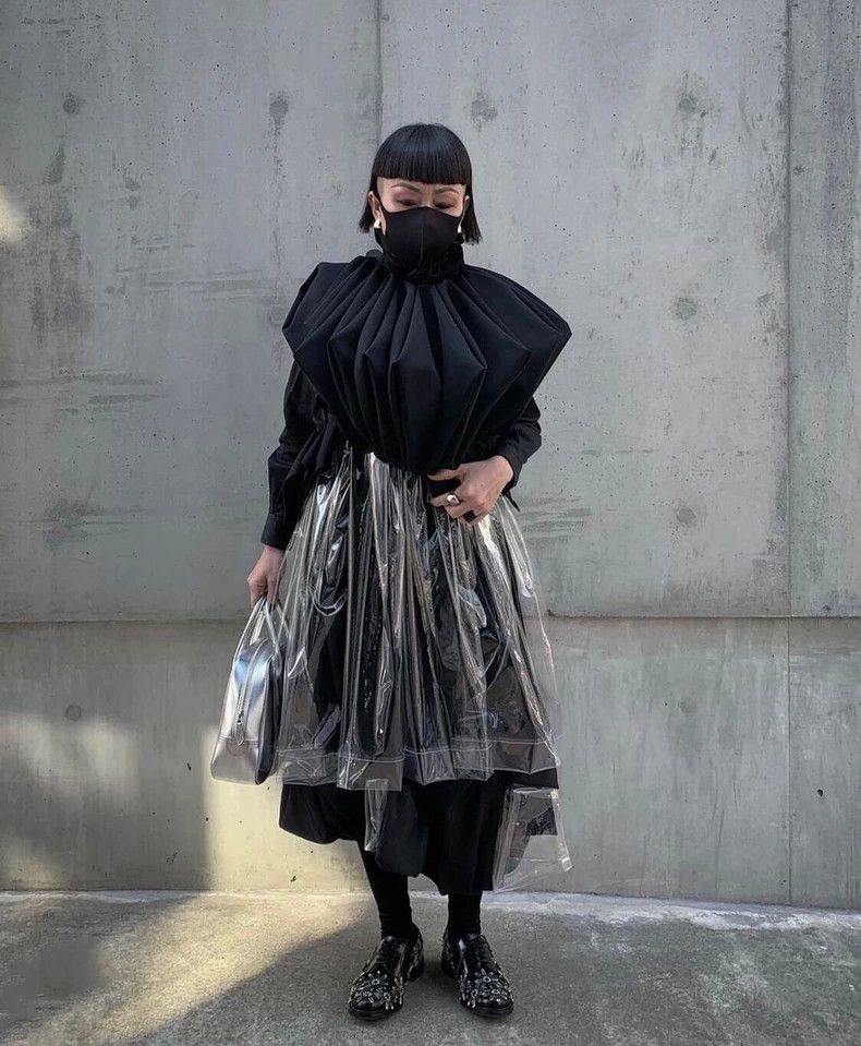 Comme des Garcons Comme Des Garcons Main line folding modeling three-dimensi Size S / US 4 / IT 40 - 2 Thumbnail
