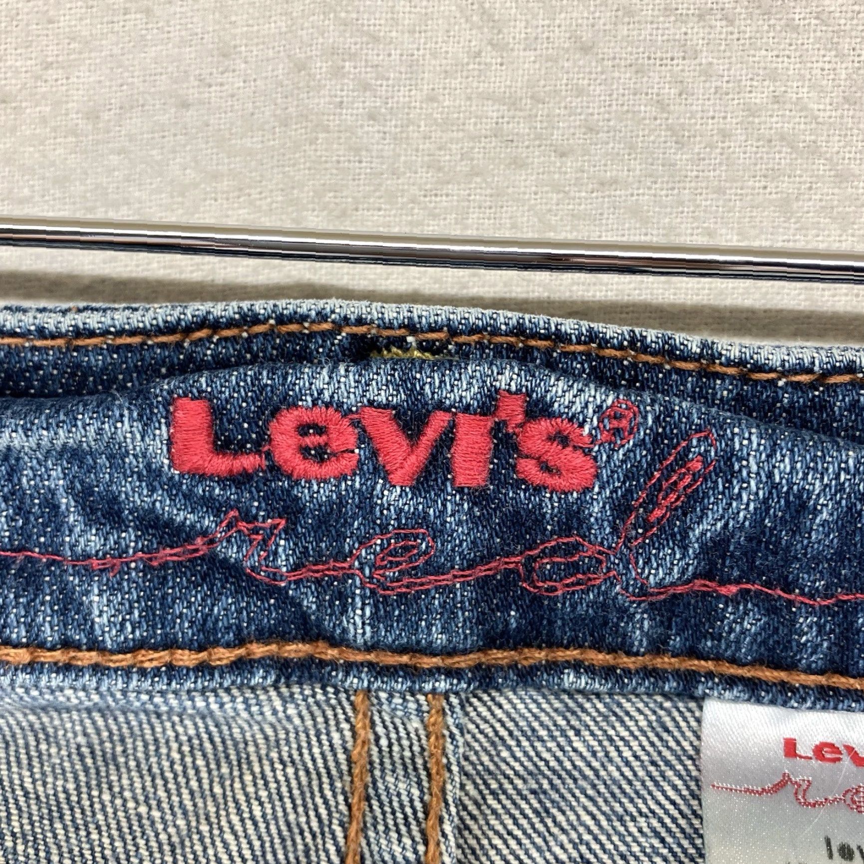 Levi's VTG Levi's Red Collection Jeans Mens 34x32 Blue Medium Wash Slim Straight Denim Bar? 5-Pocket Retro USA Classic Vintage Leather Patch Womens? Size US 34 / EU 50 - 6 Thumbnail