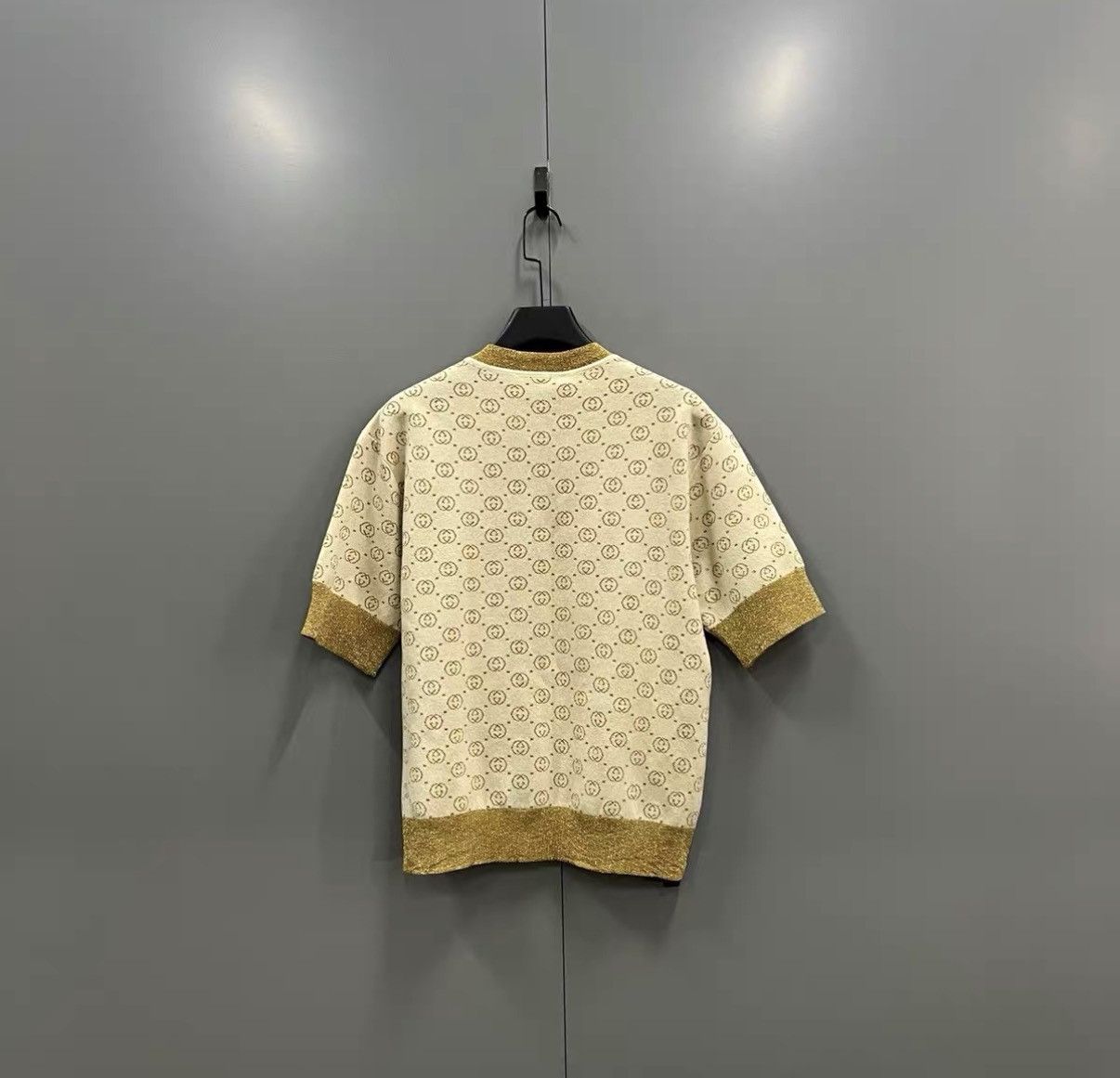 Gucci Gucci Gold Thread Intarsia GG Knit Short Sleeve Top J41 Size S / US 4 / IT 40 - 2 Thumbnail