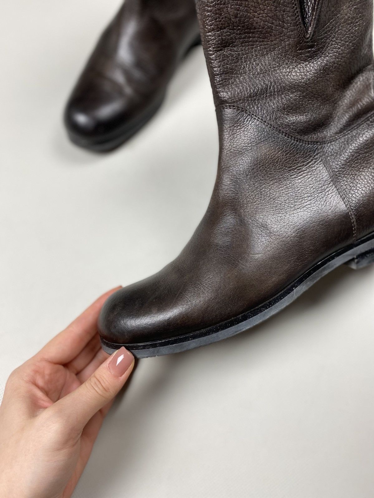 Santoni Santoni ladies leather Chelsea boots shoes size 37 Size US 7 / IT 37 - 9 Thumbnail