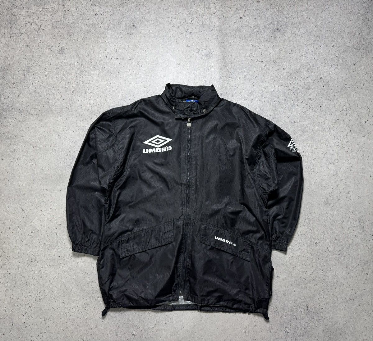 Umbro Umbro Black Big Logo Nylon Jacket Vintage 90’s Size US L / EU 52-54 / 3 - 1 Thumbnail
