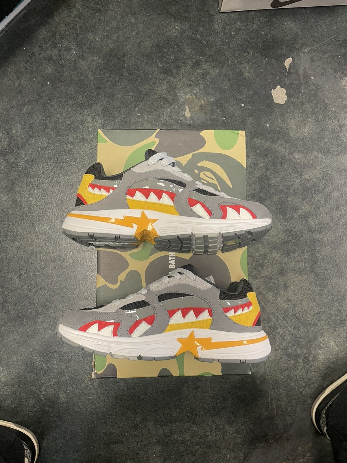 Bape Bape Shark Sta Size US 10 / EU 43 - 1 Thumbnail