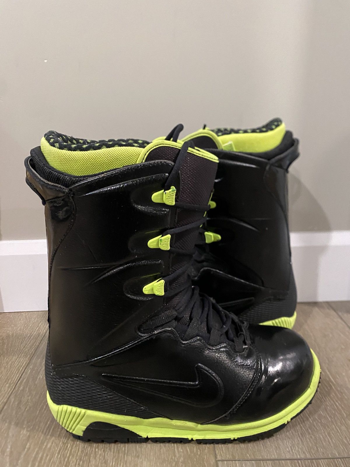 Nike Nike Zoom Ites Snowboard Boots Black & Green size 8.5 Size US 8.5 / EU 41-42 - 1 Thumbnail