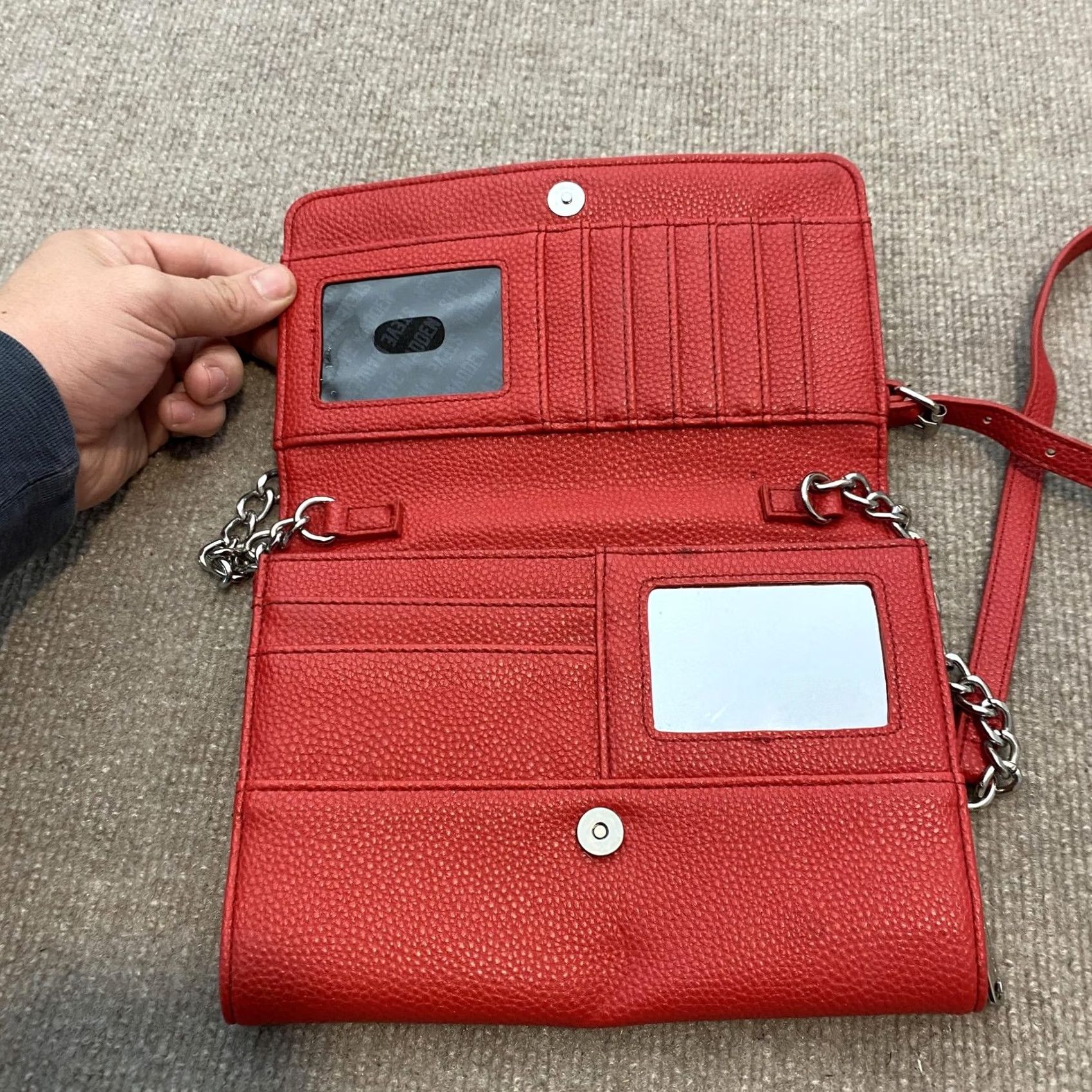Steve Madden Steve Madden Bag Crossbody Small Womens Red Polyurethane Wallet Chain Strap Size ONE SIZE - 6 Thumbnail