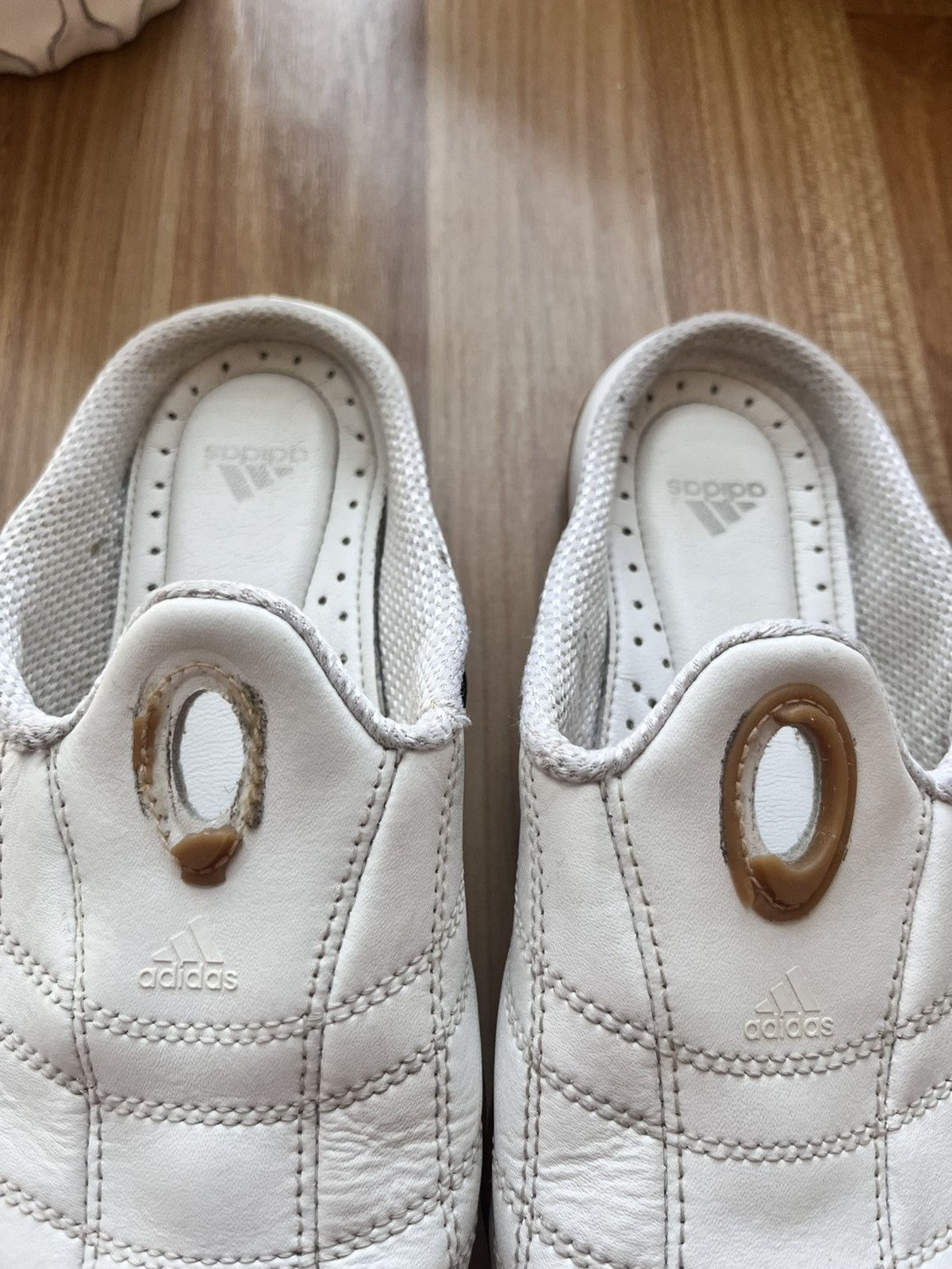 Adidas Adidas chentao white leather slides rare item y2k Size US 6 / EU 39 - 5 Thumbnail