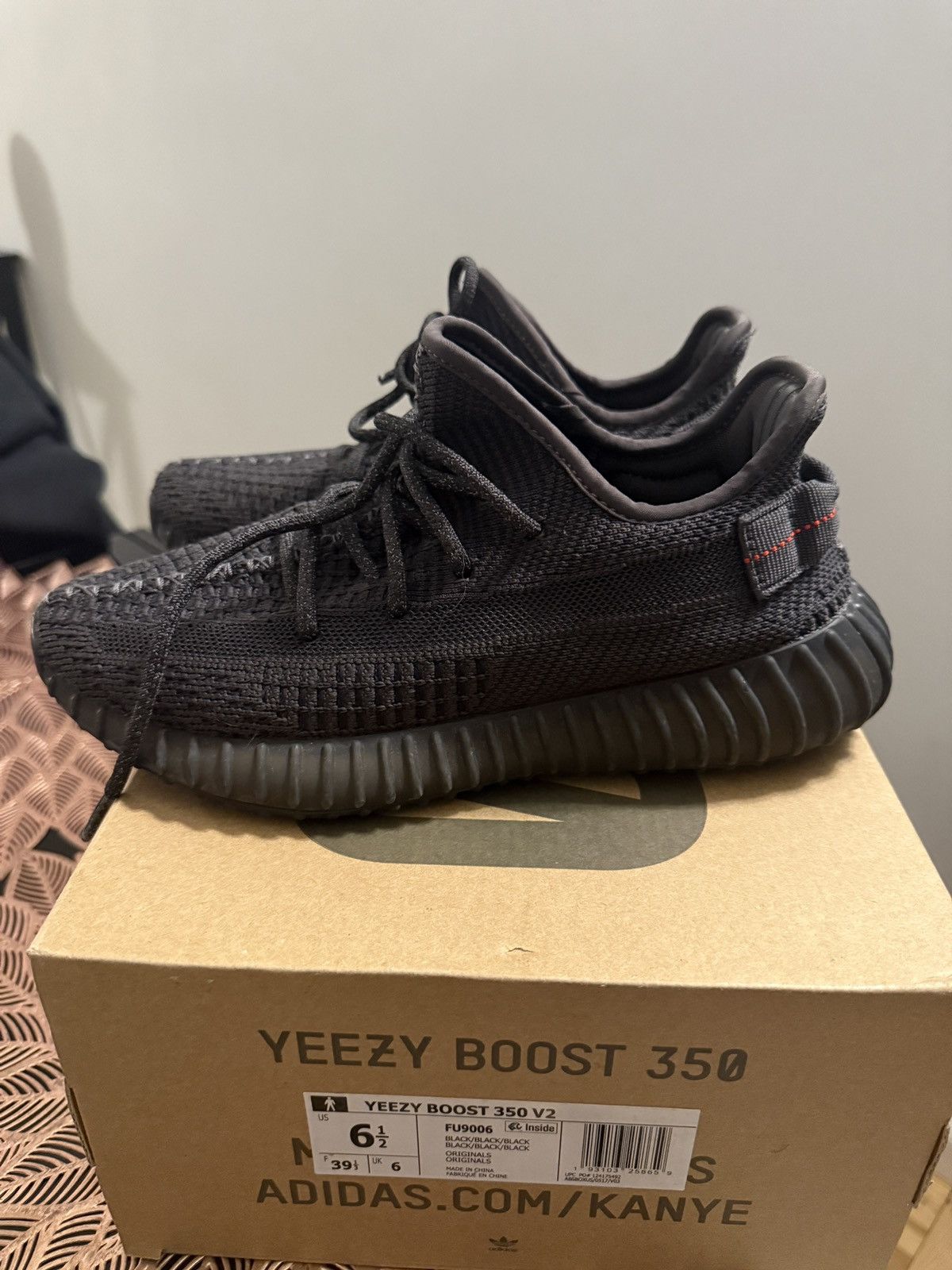 Adidas Adidas Yeezy 350v2 Size US 6.5 / EU 39-40 - 6 Thumbnail