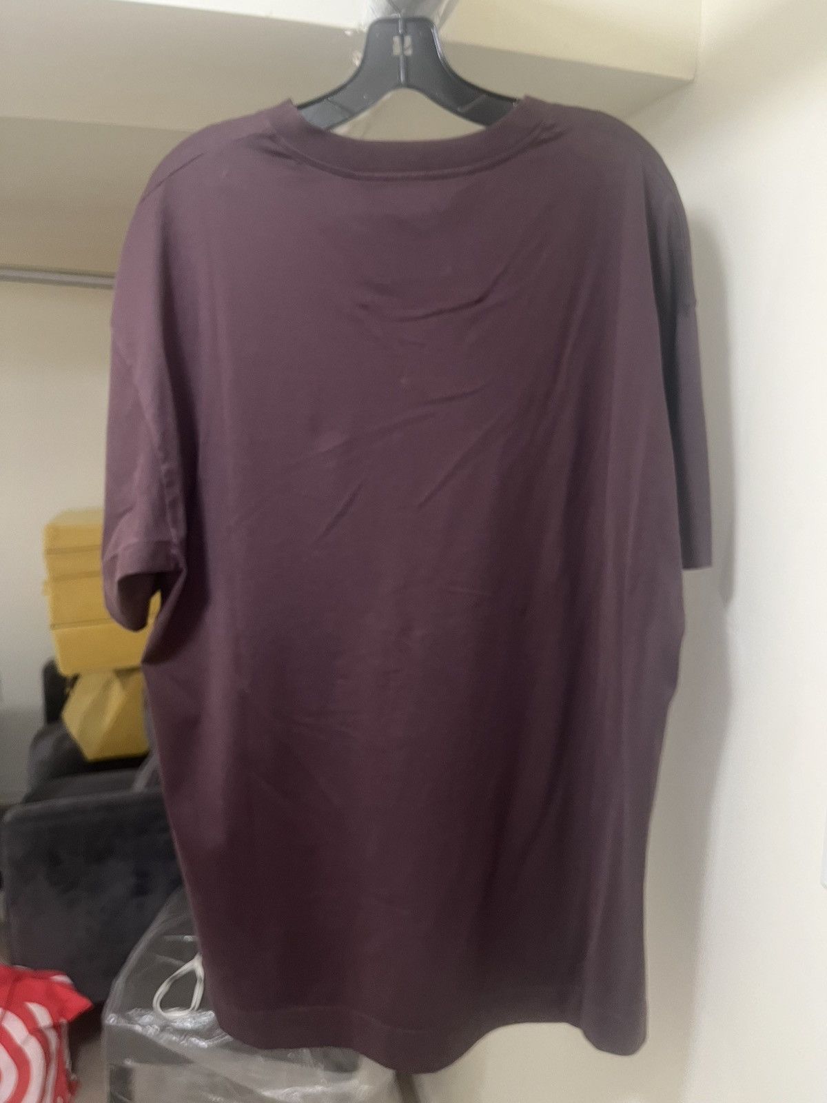 Givenchy Givenchy Burgundy T- Shirt Sz L Size US L / EU 52-54 / 3 - 4 Thumbnail