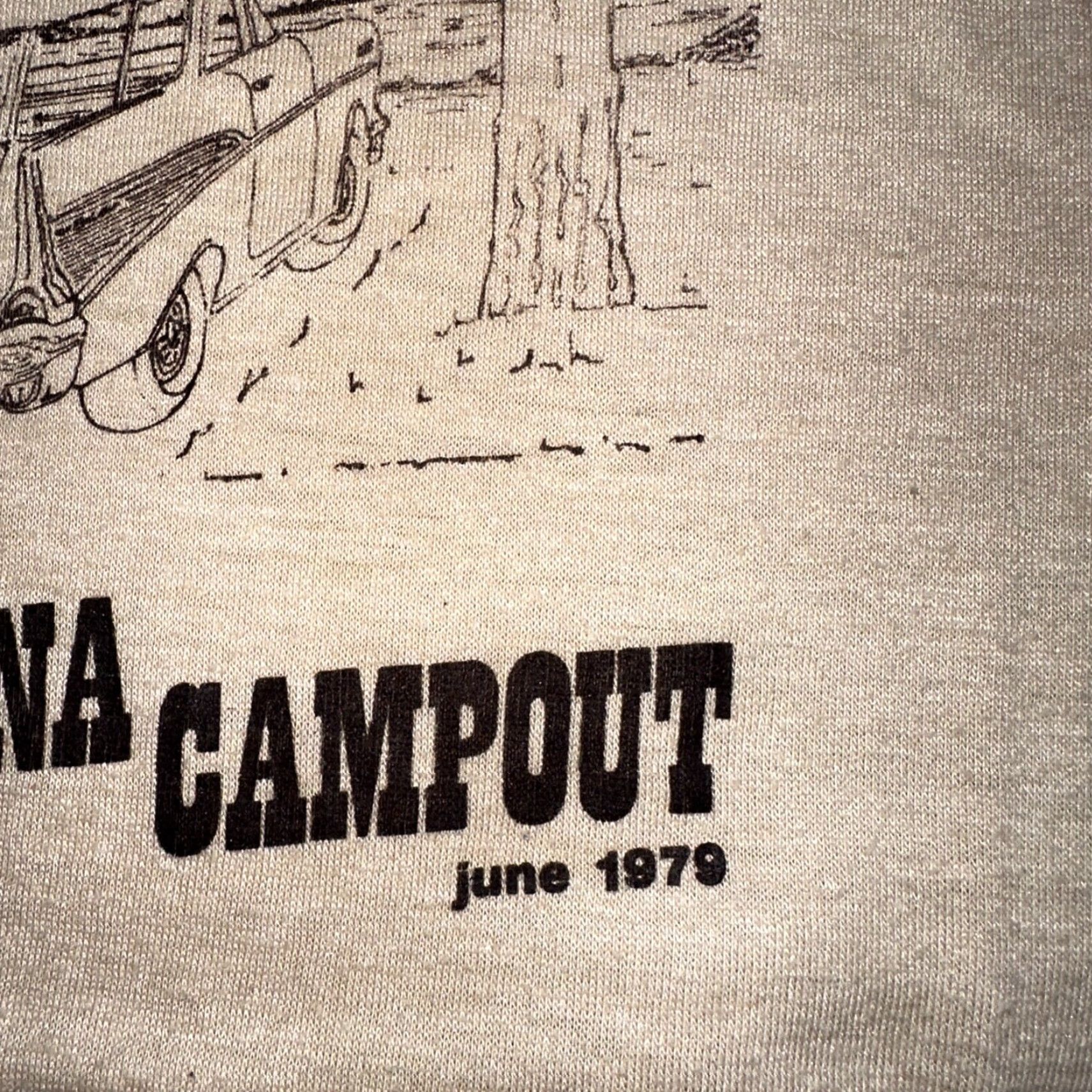 Nomad VINTAGE Lake Shastina Campout 1979 T-Shirt Men L Beige Crew Neck Short Sleeve 70s 80s 90s VTG Shirt Mens Size US L / EU 52-54 / 3 - 4 Thumbnail