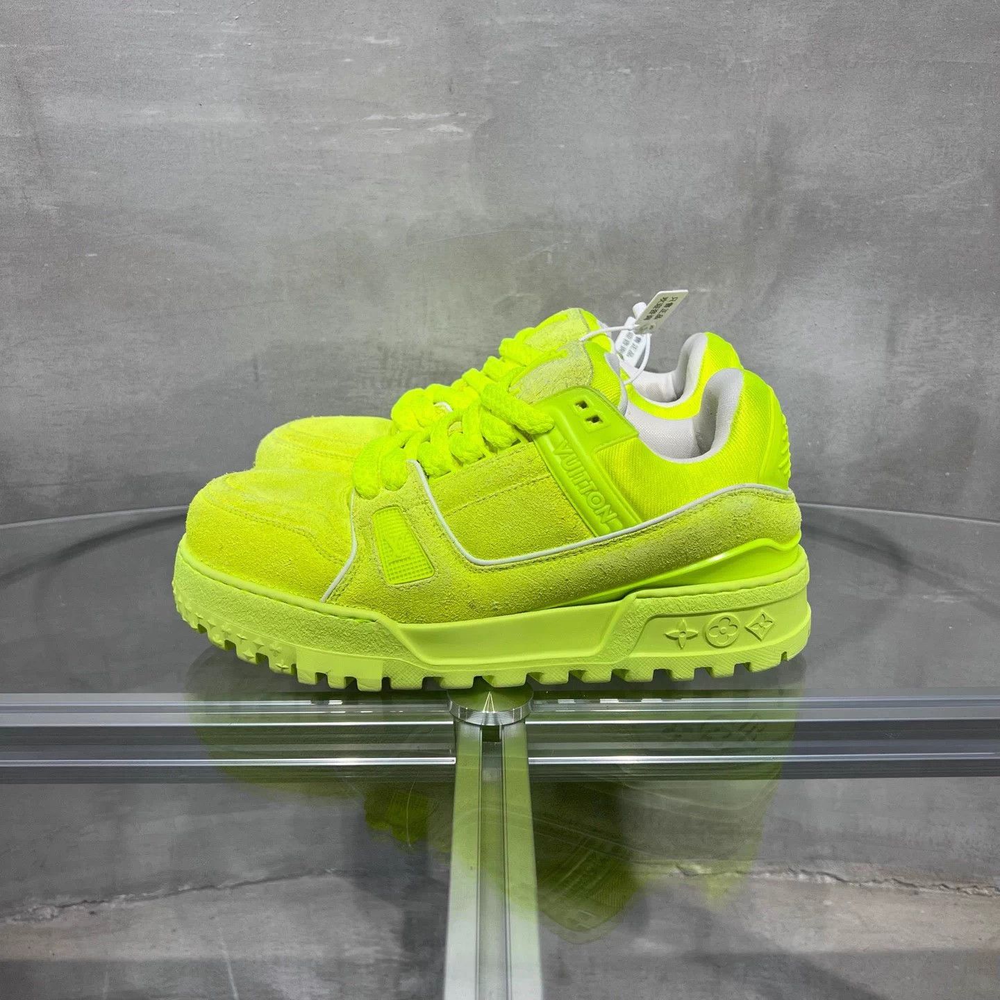 Louis Vuitton LV Trainer Maxi Fluorescent Green UK7 41 Size US 7 / EU 40 - 3 Thumbnail