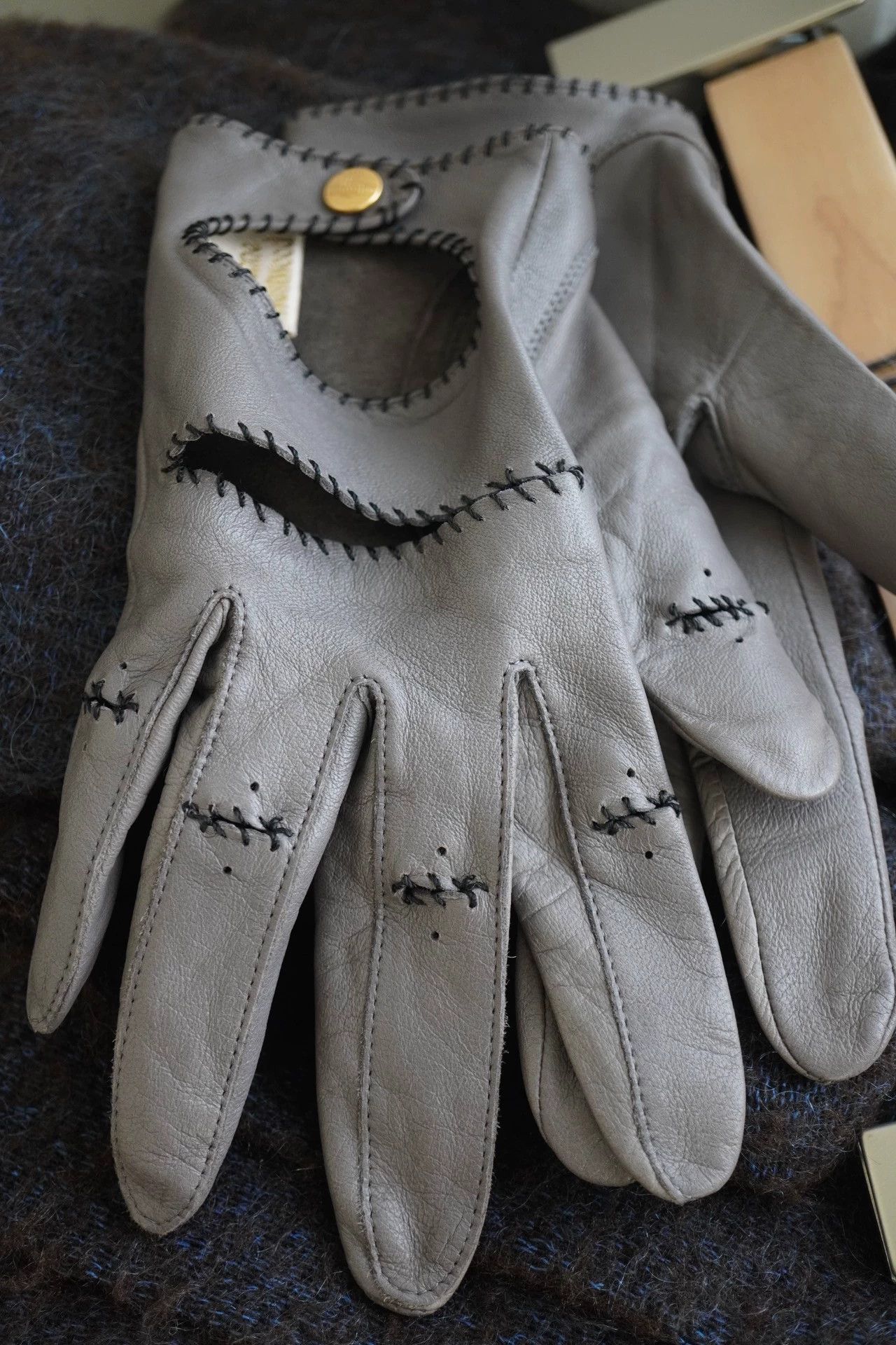 Vivienne Westwood Vivienne Westwood 2000s Cut Joint Leather Gloves Saturn Size ONE SIZE - 2 Thumbnail