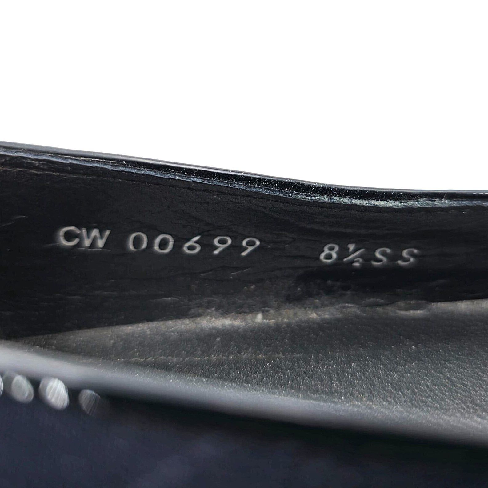 Stuart Weitzman Stuart Weitzman 8.5AAAA Navy Crepe Black Leather Dress Heels Size US 8.5 / IT 38.5 - 6 Thumbnail