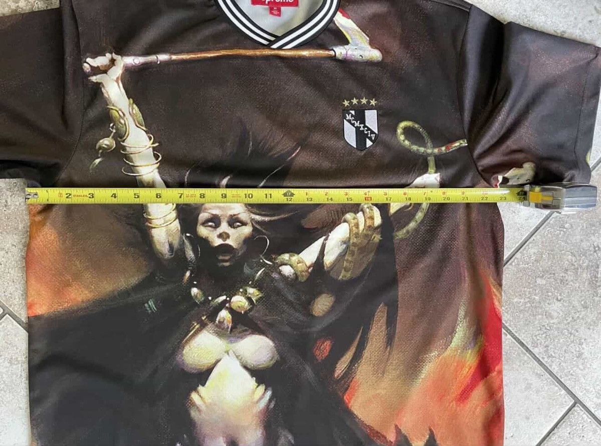 Supreme Frank Frazetta Soccer Jersey Size US M / EU 48-50 / 2 - 5 Thumbnail
