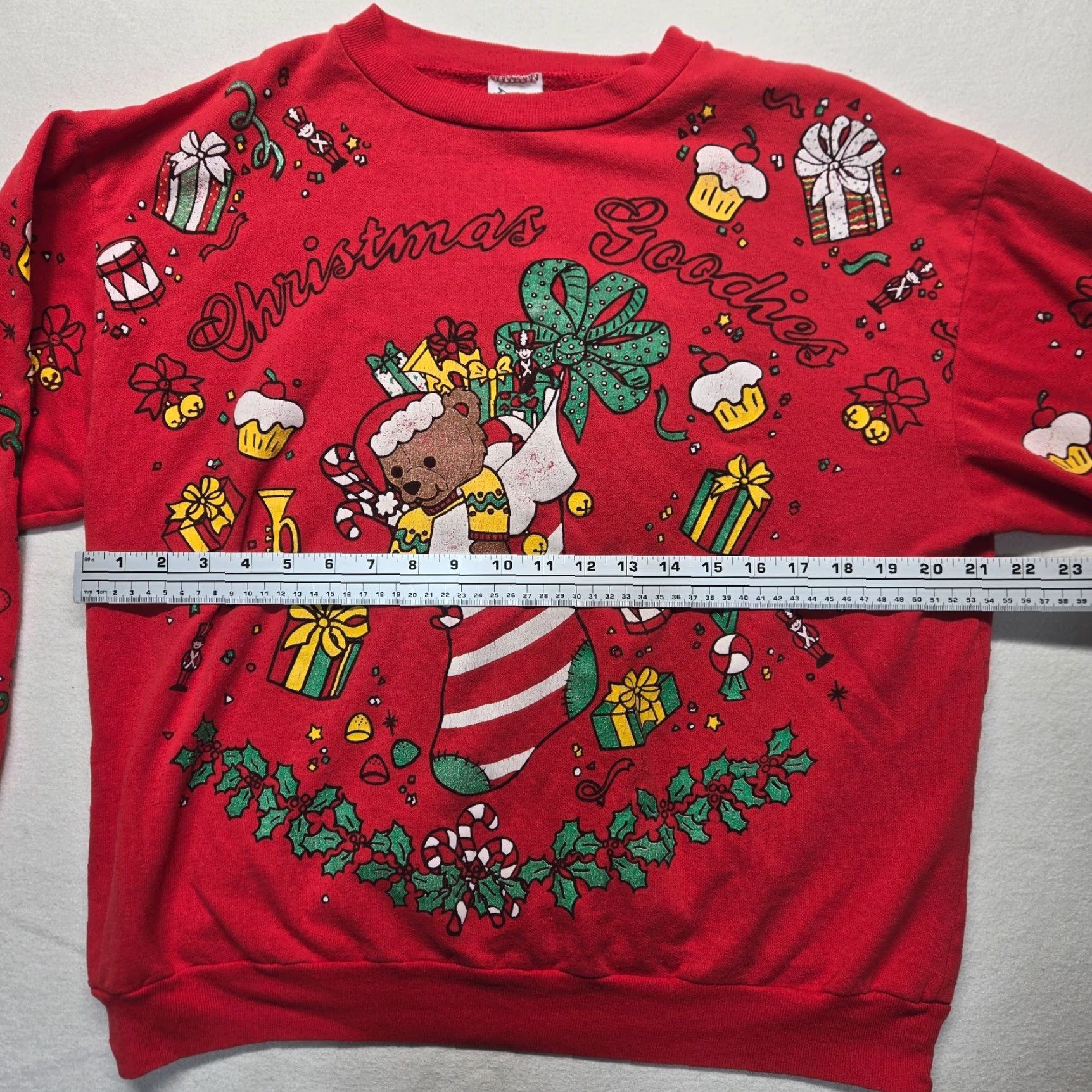 Vintage VINTAGE Holiday Time Sweater Shirt Women M Red Embroidered Santa Bear Christmas 90s Pullover Long Sleeve Adult Women Size M / US 6-8 / IT 42-44 - 5 Thumbnail