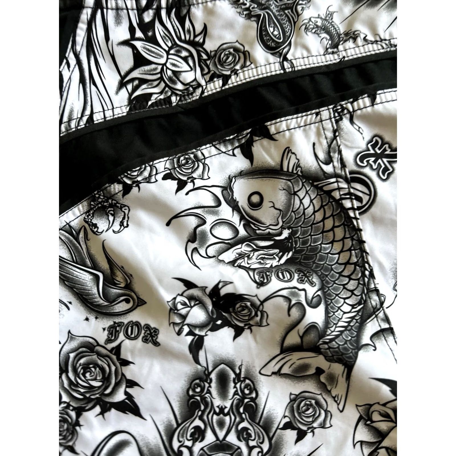 Vintage Fox Racing Y2K Style AOP Swim Trunks Mens 40 Black Polyester Drawstring Pockets Summer Surf Skate Size US 40 / EU 56 - 7 Thumbnail