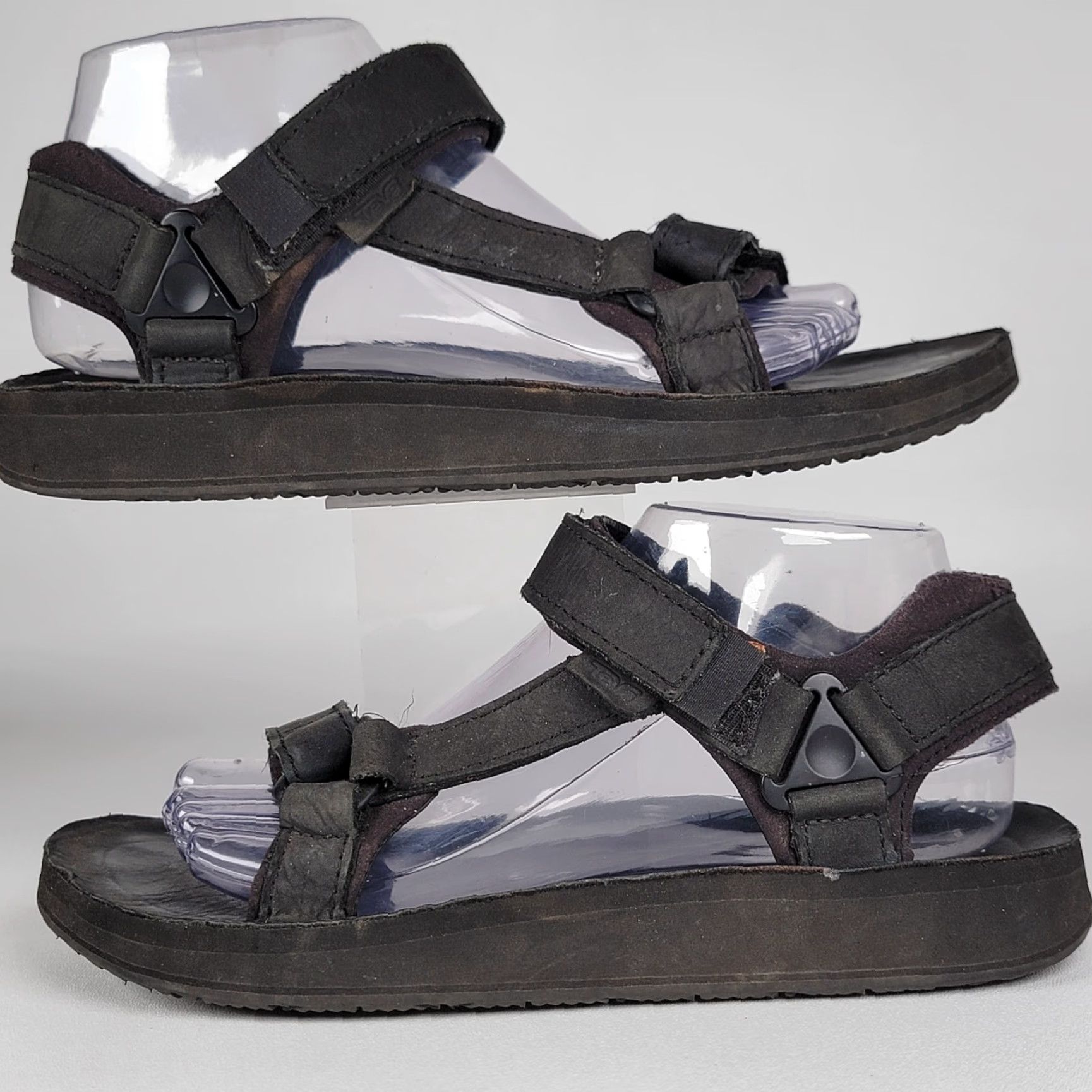 Teva TEVA Original Universal Premier Women Sport Sandals Leather Black US 9 / UK 7 Sandals Womens Leather Black Teva Original Universal Premier Sandals 9 7 Size US 7 / IT 37 - 5 Thumbnail